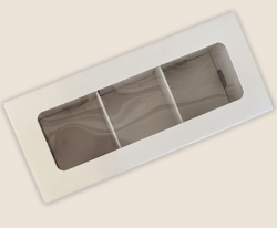 Коробка на 3 конфеты (белая) Изображение Коробка на 3 конфеты (белая)